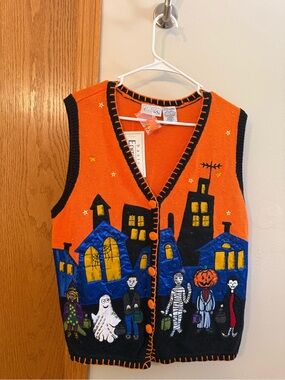 VTG NWT Halloween sweater vest with spooky appliqué, embroidery & beaded details